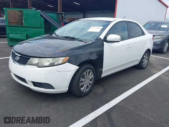 2010 Kia Forte EX z VIN KNAFU4A28A5824092, wystawiony jako IAAI lot #42233005 z przebiegiem 236 206 mil mil oraz . Historia ofert i sprzedaży dostępna na DreamBid. Obrazek 2.