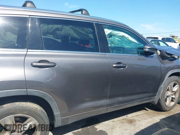 2015 Toyota Highlander Limited with VIN 5TDDKRFH2FS139999, listed as a IAAI auction lot 42380799 with 66,517 mi miles and . Bid and sale history available at DreamBid. Image 14.