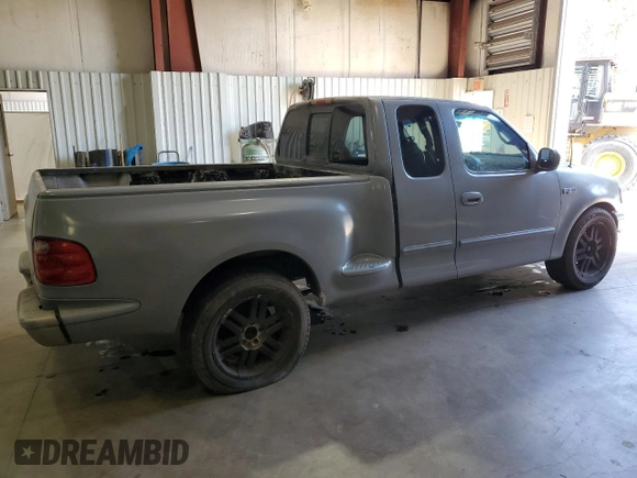 1999 Ford F-150 XL with VIN 2FTRX07W8XCB18782, listed as a Copart auction lot 48996195 with 0 mi miles and Clean Title. Bid and sale history available at carsss.com. Image 3.