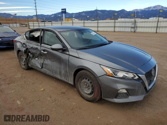 2020 Nissan Altima S with VIN 1N4BL4BV6LC236578, listed as a Copart auction lot 48825645 with 136,267 mi miles and Salvage Title. Bid and sale history available at carsss.com. Image 4.