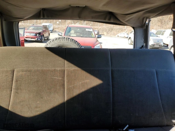 1996 Ford Bronco XL with VIN 1FMEU15N0TLA86669, listed as a Copart auction lot 87835615 with 188,866 mi miles and Salvage Title. Bid and sale history available at carsss.com. Image 10.