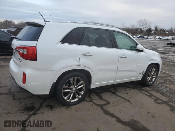 2014 Kia Sorento SX Limited z VIN 5XYKWDA79EG451665, wystawiony jako Copart lot #45566955 z przebiegiem 116 993 mil mil oraz Szkoda całkowita • Salvage title. Historia ofert i sprzedaży dostępna na DreamBid. Obrazek 3.