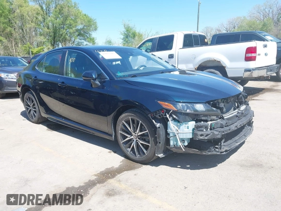 2021 Toyota Camry SE Nightshade with VIN 4T1G11AK3MU462290, listed as a IAAI auction lot 42033207 with 111,163 mi miles and . Bid and sale history available at DreamBid. Image 1.