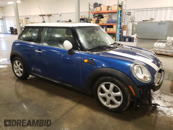 2008 MINI Hardtop with VIN WMWMF33558TT67668, listed as a Copart auction lot 50363795 with 72,738 mi miles and Salvage Title. Bid and sale history available at DreamBid. Image 4.