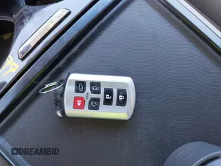 2015 Toyota Sienna XLE с VIN 5TDYK3DC0FS688624, выставлен на аукционе IAAI как лот 42252799 с пробегом 201 522 миль миль и . История ставок и продаж доступна на DreamBid. Изображение 11.
