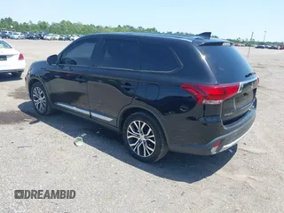 2018 Mitsubishi Outlander ES z VIN JA4AD2A33JZ069124, wystawiony jako IAAI lot #42299519 z przebiegiem 200 805 mil mil oraz . Historia ofert i sprzedaży dostępna na DreamBid. Obrazek 3.
