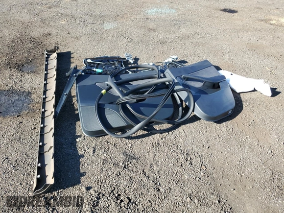2022 Tesla Model Y Long Range z VIN 7SAYGDEE2NF391349, wystawiony jako Copart lot #85351924 z przebiegiem 5 670 mil mil oraz Szkoda całkowita • Salvage title. Historia ofert i sprzedaży dostępna na DreamBid. Obrazek 13.