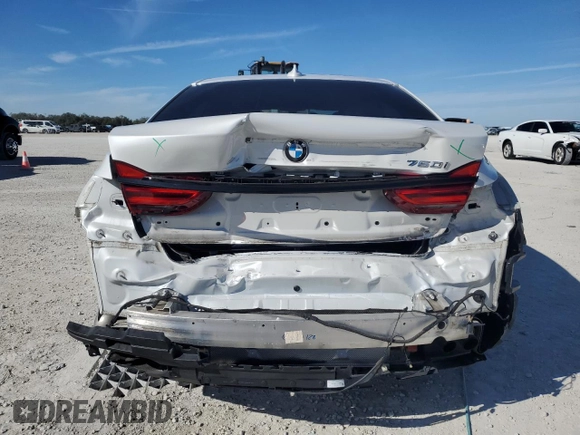 2019 BMW 7 Series 750i с VIN WBA7F0C51KGM24718, выставлен на аукционе Copart как лот 86527984 с пробегом 2 900 миль миль и Списание • Salvage title. История ставок и продаж доступна на DreamBid. Изображение 6.