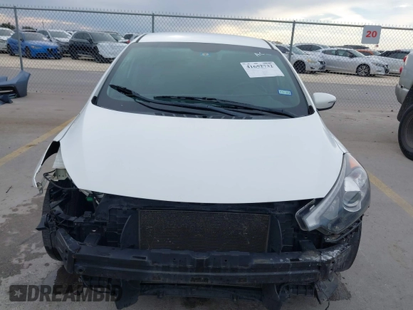 2014 Kia Forte EX with VIN KNAFX4A88E5089308, listed as a IAAI auction lot 41652732 with 226,130 mi miles. Bid and sale history available at carsss.com. Image 6.