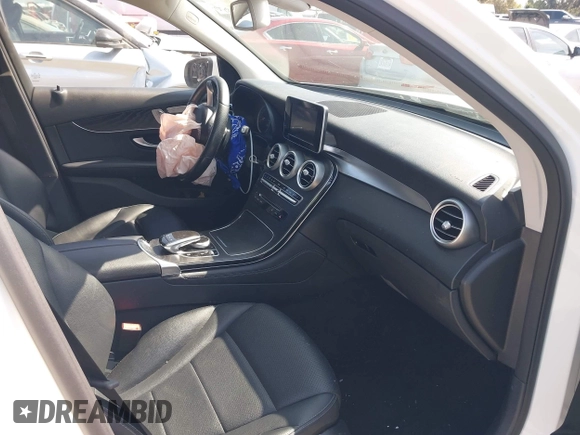 2016 Mercedes-Benz GLC 300 with VIN WDC0G4JB6GF017020, listed as a IAAI auction lot 42499541 with 118,973 mi miles and . Bid and sale history available at DreamBid. Image 5.