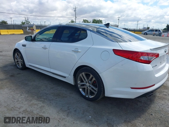 2013 Kia Optima SX with VIN 5XXGR4A65DG194141, listed as a IAAI auction lot 42261444 with 167,918 mi miles and . Bid and sale history available at DreamBid. Image 3.