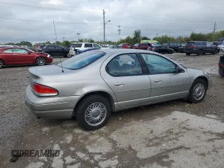 1996 Chrysler Cirrus LXi z VIN 1C3EJ56H2TN234813, wystawiony jako Copart lot #72891724 z przebiegiem 118 718 mil mil oraz Tytuł czysty. Historia ofert i sprzedaży dostępna na DreamBid. Obrazek 3.