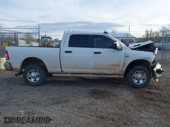 2023 Ram 2500 Big Horn with VIN 3C6UR5DL2PG618989, listed as a IAAI auction lot 40917764 with 35,736 mi miles. Bid and sale history available at carsss.com. Image 14.