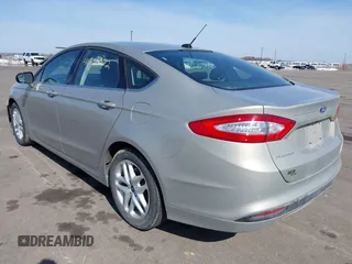 2016 Ford Fusion SE with VIN 3FA6P0HD0GR206464, listed as a IAAI auction lot 41756072 with 29,572 mi miles and . Bid and sale history available at carsss.com. Image 3.
