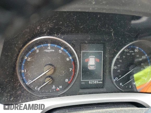 2018 Toyota RAV4 XLE with VIN JTMWFREV3JJ168194, listed as a Copart auction lot 56937675 with 82,589 mi miles and Salvage title. Bid and sale history available at DreamBid. Image 9.