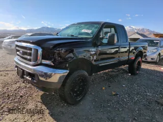 2003 Ford Super Duty F-250 XL with VIN 1FTNX21P03ED15381, listed as a Copart auction lot 44331695 with 140,802 mi miles and Salvage Title. Bid and sale history available at carsss.com. Image 1.