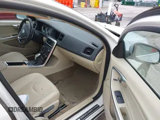 2013 Volvo S60 T5 Premier with VIN YV1612FS0D2207990, listed as a IAAI auction lot 41966652 with 101,335 mi miles. Bid and sale history available at carsss.com. Image 5.