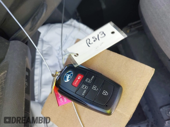 2022 Toyota Sienna LE с VIN 5TDKSKFC3NS070984, выставлен на аукционе IAAI как лот 41951686 с пробегом 10 846 миль миль и . История ставок и продаж доступна на DreamBid. Изображение 11.