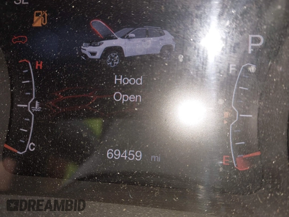 2020 Jeep Compass Limited z VIN 3C4NJDCB1LT131792, wystawiony jako IAAI lot #42443165 z przebiegiem 69 459 mil mil oraz . Historia ofert i sprzedaży dostępna na DreamBid. Obrazek 15.