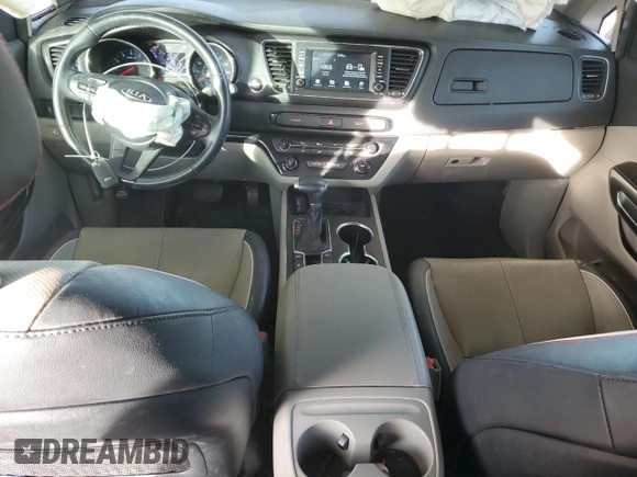 2020 Kia Sedona EX with VIN KNDMB5C11L6618720, listed as a Copart auction lot 86385204 with 60,612 mi miles and Salvage Title. Bid and sale history available at carsss.com. Image 8.