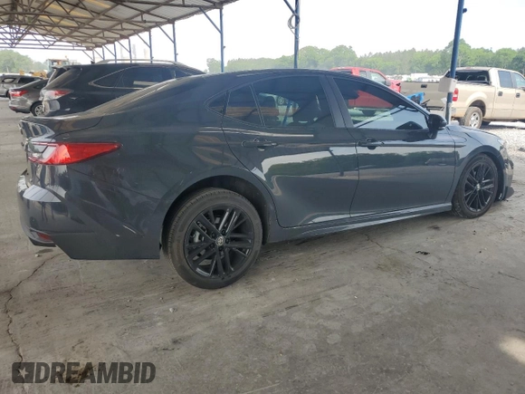 2025 Toyota Camry LE z VIN 4T1DAACK7SU550546, wystawiony jako Copart lot #54840245 z przebiegiem 3 669 mil mil oraz Szkoda całkowita • Salvage title. Historia ofert i sprzedaży dostępna na DreamBid. Obrazek 3.