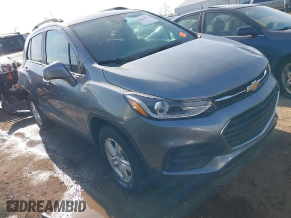 2019 Chevrolet Trax LT with VIN KL7CJPSB9KB810930, listed as a IAAI auction lot 42030573 with 59,259 mi miles. Bid and sale history available at carsss.com. Image 1.