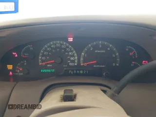 2001 Ford Expedition Eddie Bauer with VIN 1FMRU17W81LB06090, listed as a IAAI auction lot 41631969 with 220,998 mi miles and . Bid and sale history available at DreamBid. Image 7.