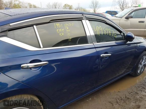 2019 Nissan Altima S with VIN 1N4BL4BV0KC159821, listed as a IAAI auction lot 41989875 with 129,026 mi miles and . Bid and sale history available at carsss.com. Image 13.