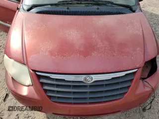 2001 Chrysler Voyager LX with VIN 1C4GJ45331B153080, listed as a Copart auction lot 53821365 with Not Provided miles and Clean Title. Bid and sale history available at DreamBid. Image 12.