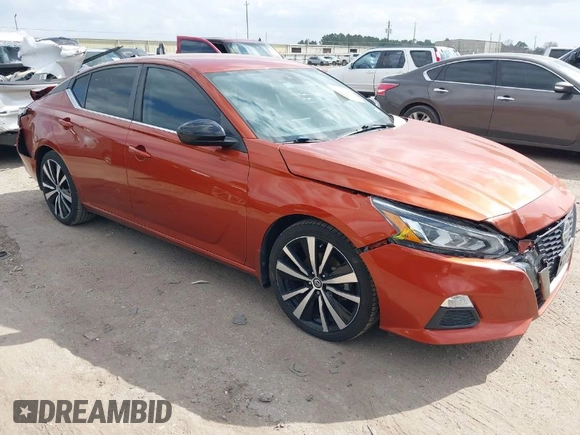 2021 Nissan Altima 2.5 SR with VIN 1N4BL4CV0MN356915, listed as a IAAI auction lot 41528599 with 35,070 mi miles. Bid and sale history available at carsss.com. Image 1.