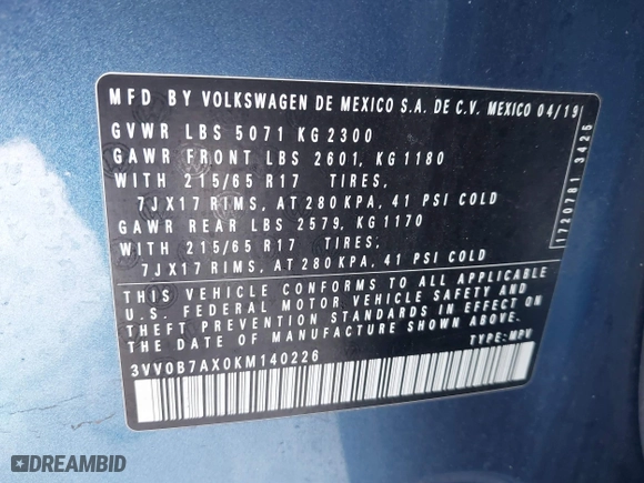 2019 Volkswagen Tiguan S with VIN 3VV0B7AX0KM140226, listed as a IAAI auction lot 41436173 with 88,260 mi miles. Bid and sale history available at carsss.com. Image 9.