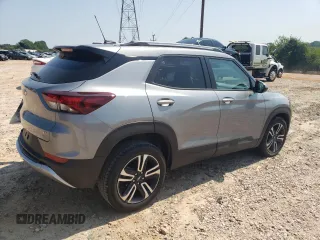 2023 Chevrolet TrailBlazer LT with VIN KL79MPS2XPB207171, listed as a Copart auction lot 62553524 with 3,558 mi miles and Salvage Title. Bid and sale history available at DreamBid. Image 3.