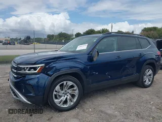 2023 Volkswagen Atlas SE с VIN 1V2JR2CA0PC506705, выставлен на аукционе IAAI как лот 42013473 с пробегом 8 311 миль миль и . История ставок и продаж доступна на DreamBid. Изображение 6.