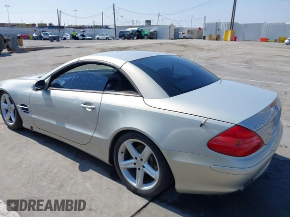 2003 Mercedes-Benz SL 500 with VIN WDBSK75F63F011626, listed as a IAAI auction lot 42475993 with 83,471 mi miles and . Bid and sale history available at DreamBid. Image 14.