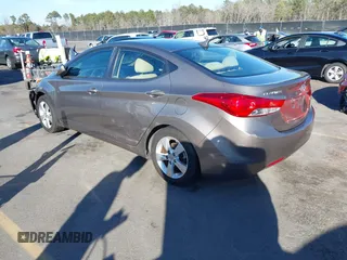 2013 Hyundai Elantra GLS z VIN 5NPDH4AE7DH174538, wystawiony jako IAAI lot #41428026 z przebiegiem 158 066 mil mil oraz . Historia ofert i sprzedaży dostępna na DreamBid. Obrazek 3.
