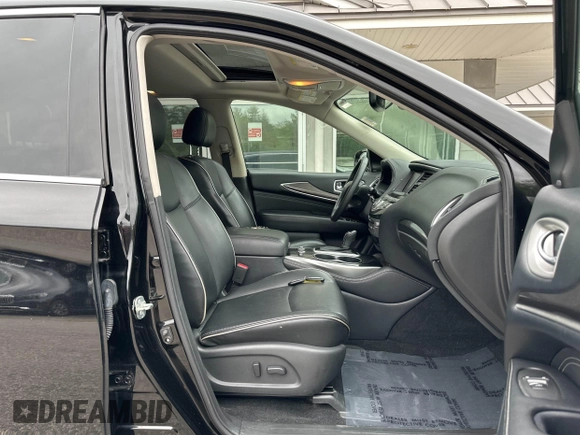 2020 Infiniti QX60 Luxe with VIN 5N1DL0MM1LC529252, listed as a IAAI auction lot 42315801 with 183,499 mi miles and . Bid and sale history available at DreamBid. Image 5.