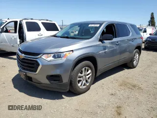 2020 Chevrolet Traverse LS z VIN 1GNERFKW8LJ292177, wystawiony jako Copart lot #56173015 z przebiegiem 67 821 mil mil oraz Szkoda całkowita • Salvage title. Historia ofert i sprzedaży dostępna na DreamBid. Obrazek 1.