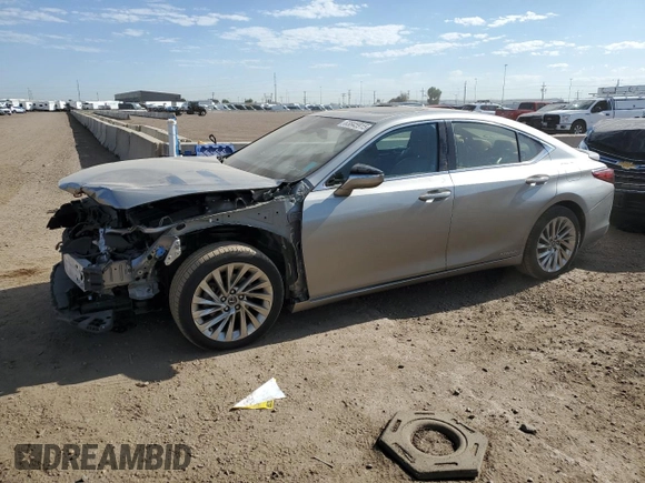 2019 Lexus ES 300h z VIN JTHB21B14K2031336, wystawiony jako Copart lot #63845915 z przebiegiem 47 138 mil mil oraz Szkoda całkowita • Salvage title. Historia ofert i sprzedaży dostępna na DreamBid. Obrazek 1.
