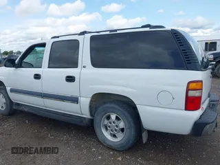 2002 Chevrolet Suburban Z71 с VIN 3GNFK16Z42G220862, выставлен на аукционе IAAI как лот 42328110 с пробегом 276 171 миль миль и . История ставок и продаж доступна на DreamBid. Изображение 13.