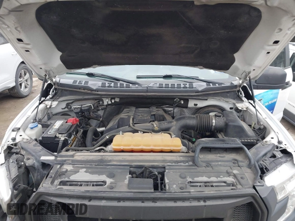 2016 Ford F-150 XL with VIN 1FTMF1CP0GKE01268, listed as a IAAI auction lot 41511001 with 198,372 mi miles. Bid and sale history available at carsss.com. Image 10.