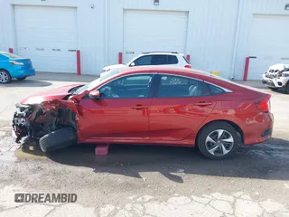 2020 Honda Civic LX с VIN 19XFC2F62LE001669, выставлен на аукционе IAAI как лот 41935062 с пробегом 68 285 миль миль и . История ставок и продаж доступна на DreamBid. Изображение 15.