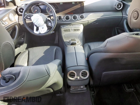 2019 Mercedes-Benz E 300 with VIN WDDZF4JB4KA542976, listed as a Copart auction lot 52230215 with Not Provided miles and Salvage Title. Bid and sale history available at DreamBid. Image 8.
