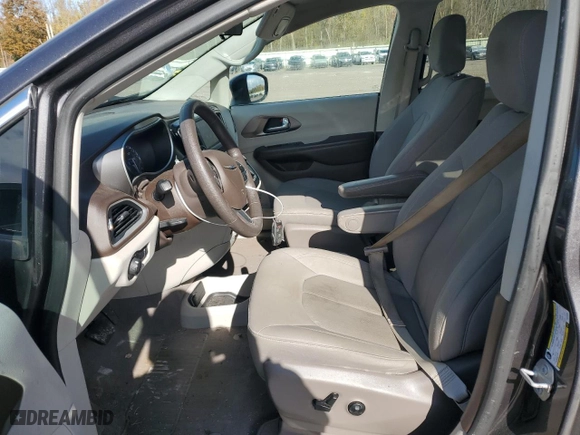 2020 Chrysler Voyager L with VIN 2C4RC1AG7LR243508, listed as a Copart auction lot 76016094 with 134,729 mi miles and Salvage Title. Bid and sale history available at carsss.com. Image 7.