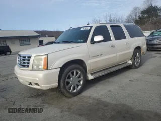 2005 Cadillac Escalade ESV z VIN 3GYFK66NX5G240695, wystawiony jako Copart lot #45814095 z przebiegiem 262 803 mil mil oraz Tytuł czysty. Historia ofert i sprzedaży dostępna na DreamBid. Obrazek 1.