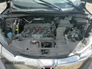 2020 Honda HR-V LX z VIN 3CZRU5H35LM718906, wystawiony jako Copart lot #84832745 z przebiegiem 94 130 mil mil oraz Nie do naprawy • Non repairable. Historia ofert i sprzedaży dostępna na DreamBid. Obrazek 16.