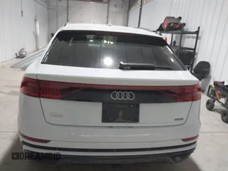 2021 Audi Q8 Premium Plus z VIN WA1EVAF12MD003942, wystawiony jako IAAI lot #41369581 z przebiegiem 39 792 mil mil oraz . Historia ofert i sprzedaży dostępna na DreamBid. Obrazek 17.