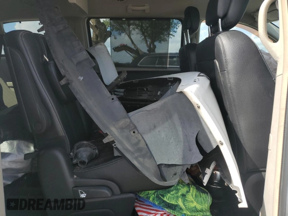 2014 Chrysler Town & Country Touring-L with VIN 2C4RC1CG1ER171074, listed as a Copart auction lot 51545655 with 82,040 mi miles and Salvage Title. Bid and sale history available at carsss.com. Image 11.