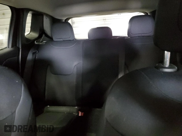 2020 Jeep Renegade Latitude z VIN ZACNJBBB9LPL32706, wystawiony jako Copart lot #57711285 z przebiegiem 41 706 mil mil oraz Szkoda całkowita • Salvage title. Historia ofert i sprzedaży dostępna na DreamBid. Obrazek 10.