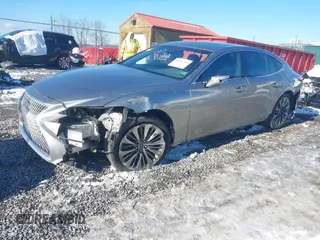 2018 Lexus LS with VIN JTHC51FF5J5005343, listed as a IAAI auction lot 41582364 with 93,085 mi miles. Bid and sale history available at carsss.com. Image 2.