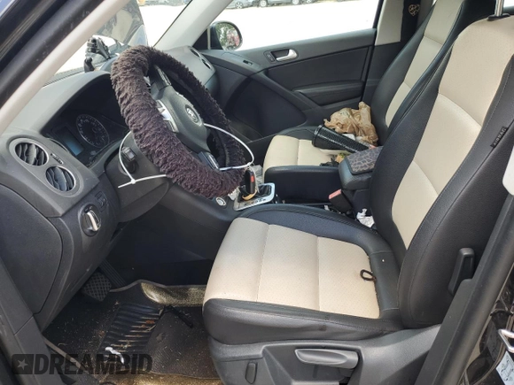2017 Volkswagen Tiguan S with VIN WVGBV7AXXHK035526, listed as a Copart auction lot 48862055 with 89,558 mi miles and Clean Title. Bid and sale history available at DreamBid. Image 7.